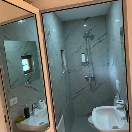 Maison d'hôtes Bujtina Te Kulla *